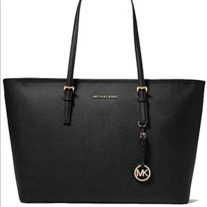 Michael Kors Jet Set Travel Top-zip Tote Bag